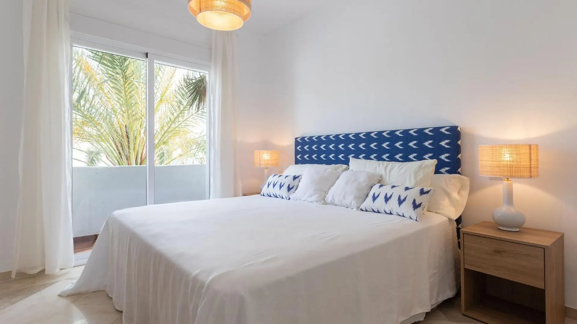 Saladillo - Apartment In Estepona Free Wifi