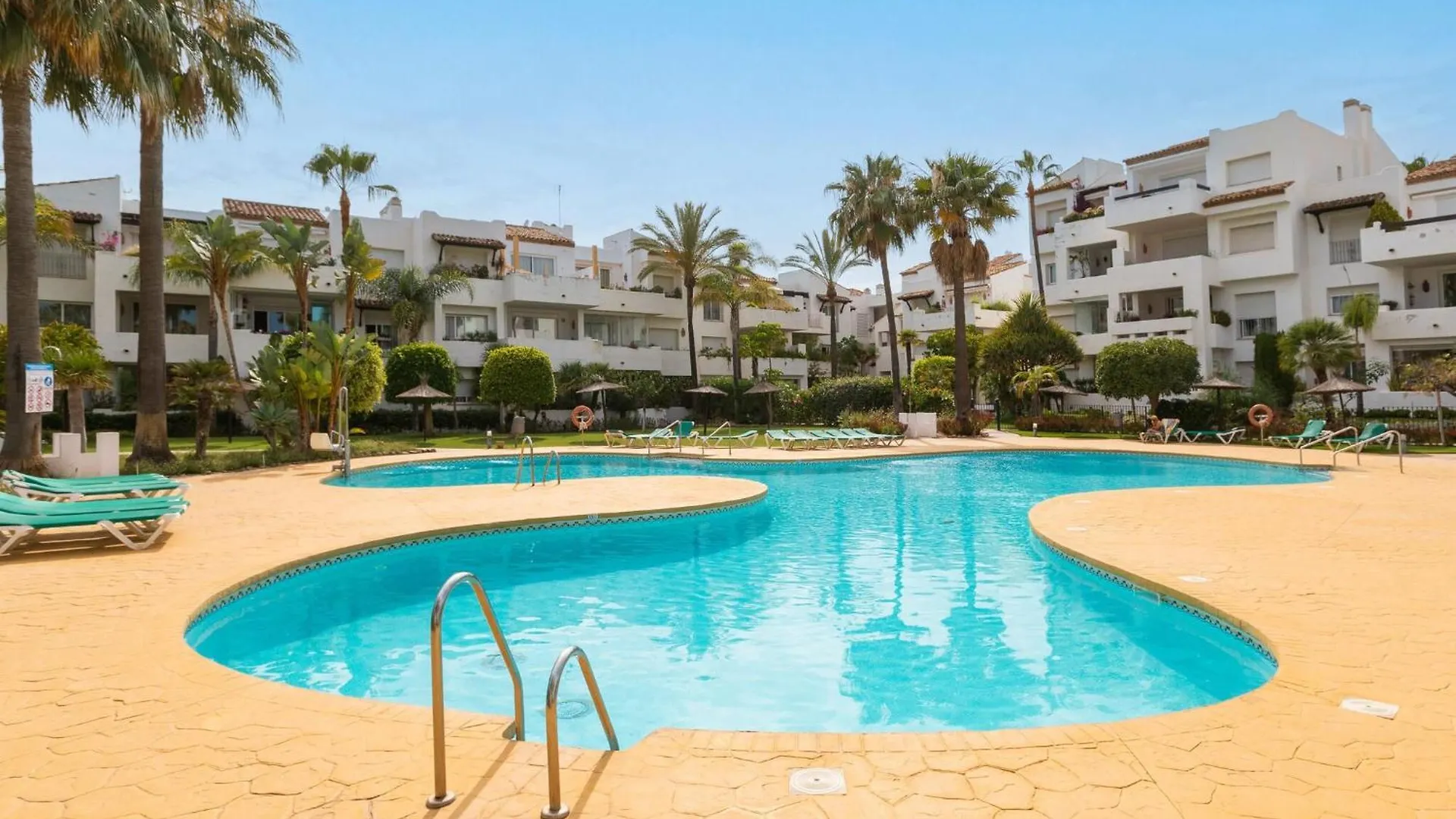 Saladillo - Apartment In Estepona Free Wifi