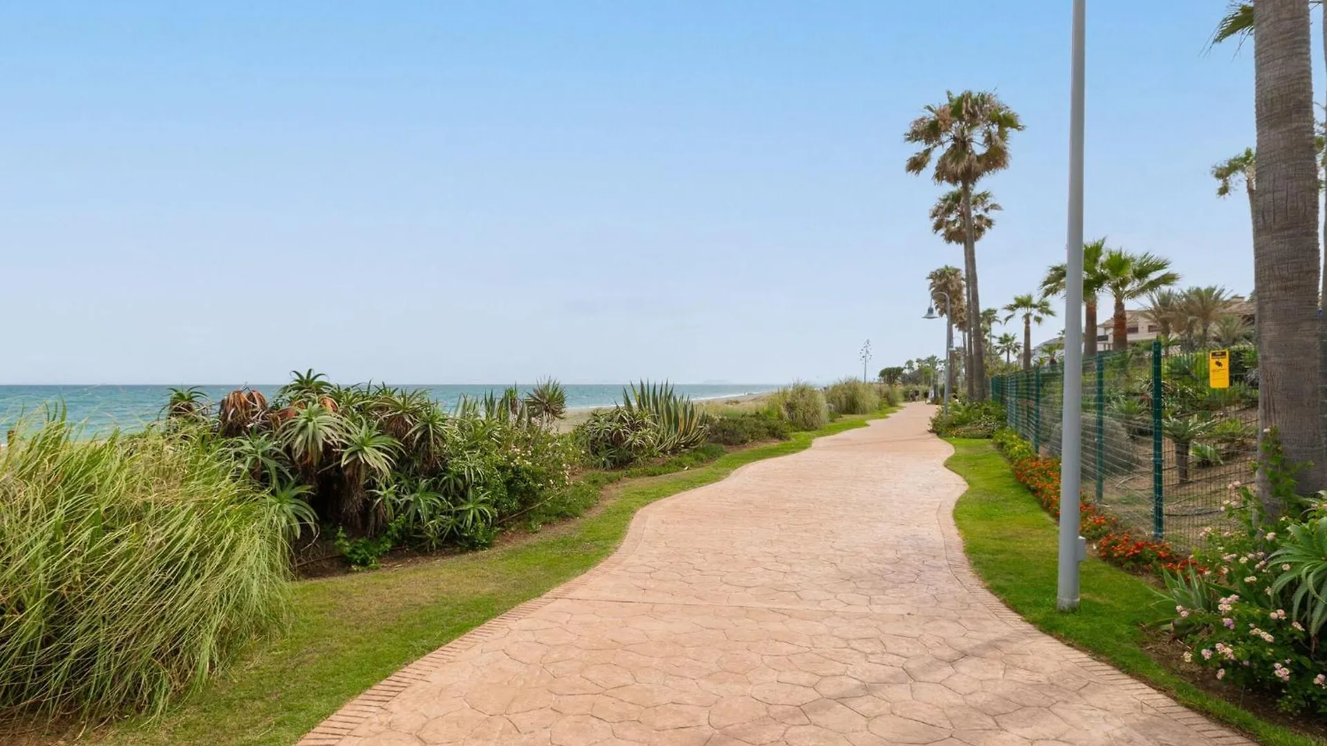 Saladillo - Apartment In Estepona Free Wifi
